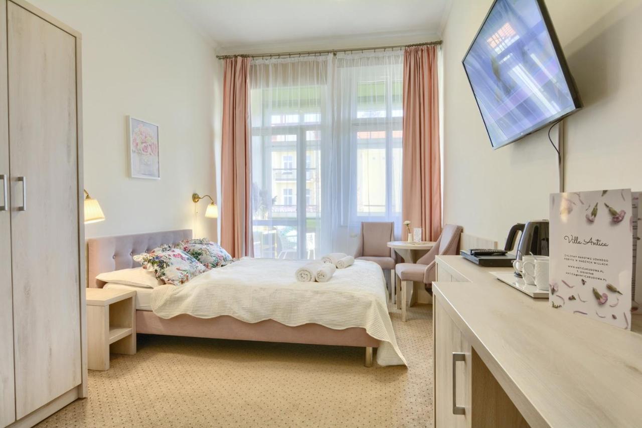 Villa Antica Kudowa-Zdrój Exteriör bild